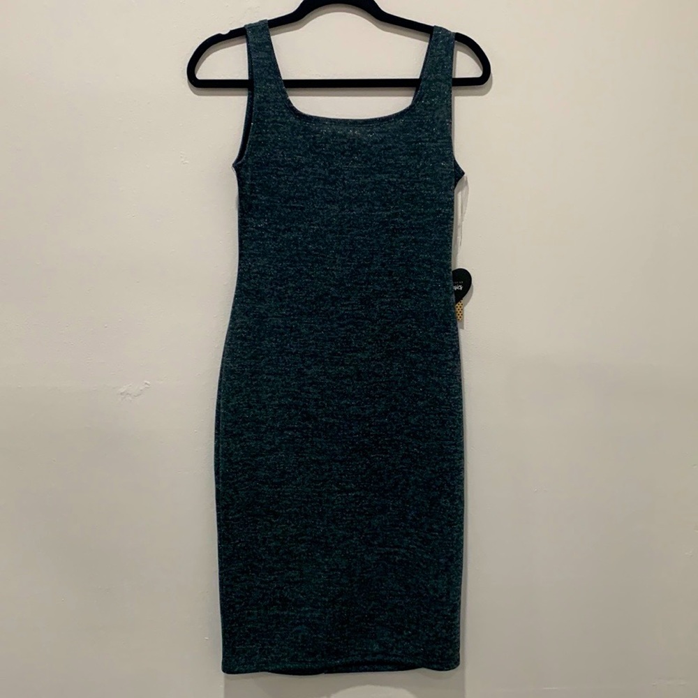 NEW WITH TAGS - stretchy with subtle sparkles